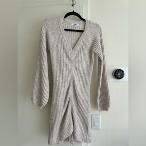 BB Dakota mini long sleeve sweater dress